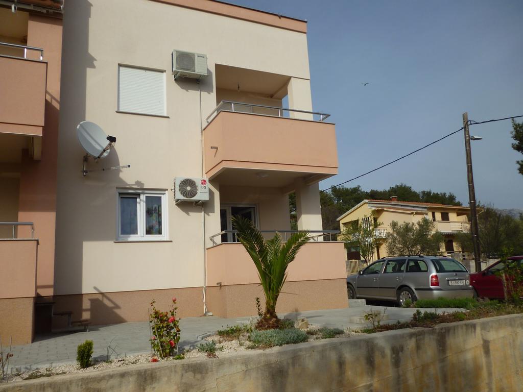 Apartman Branka Starigrad Paklenica Extérieur photo