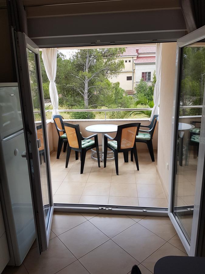 Apartman Branka Starigrad Paklenica Extérieur photo